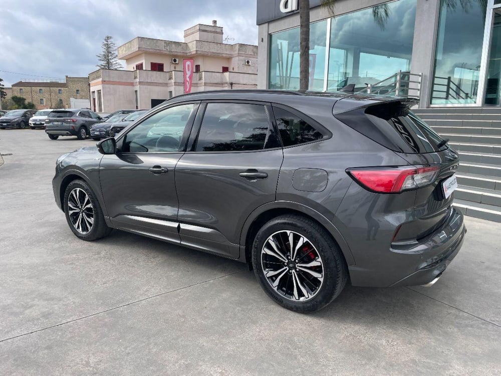 Ford Kuga usata a Lecce (15)