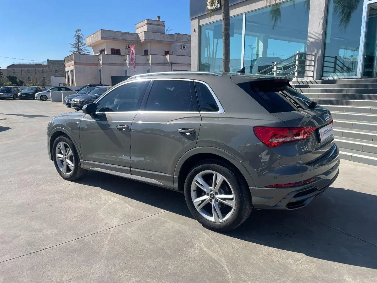 Audi Q3 Sportback usata a Lecce (16)