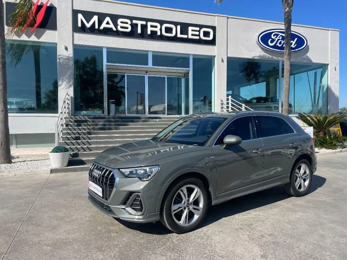 Audi Q3 Sportback usata a Lecce (4)