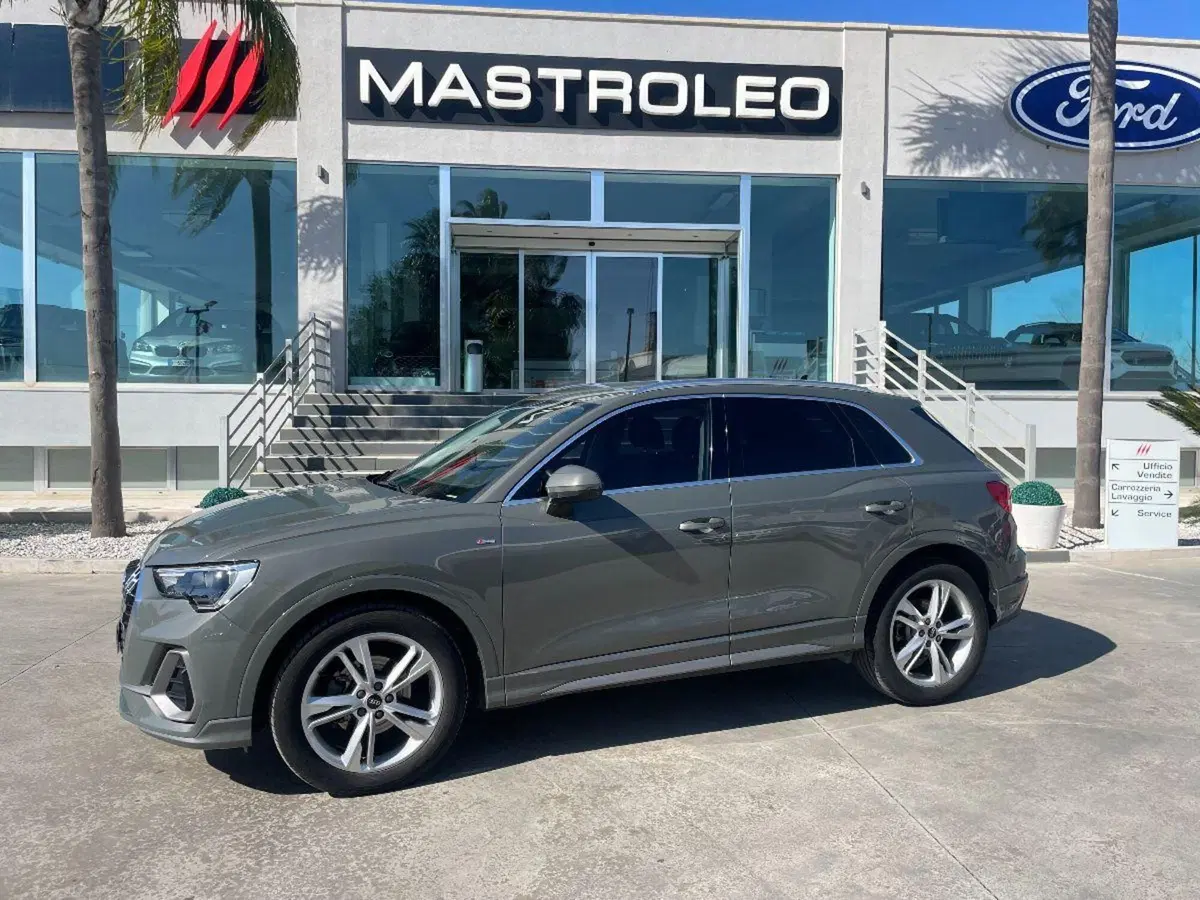 Audi Q3 Sportback usata a Lecce (5)