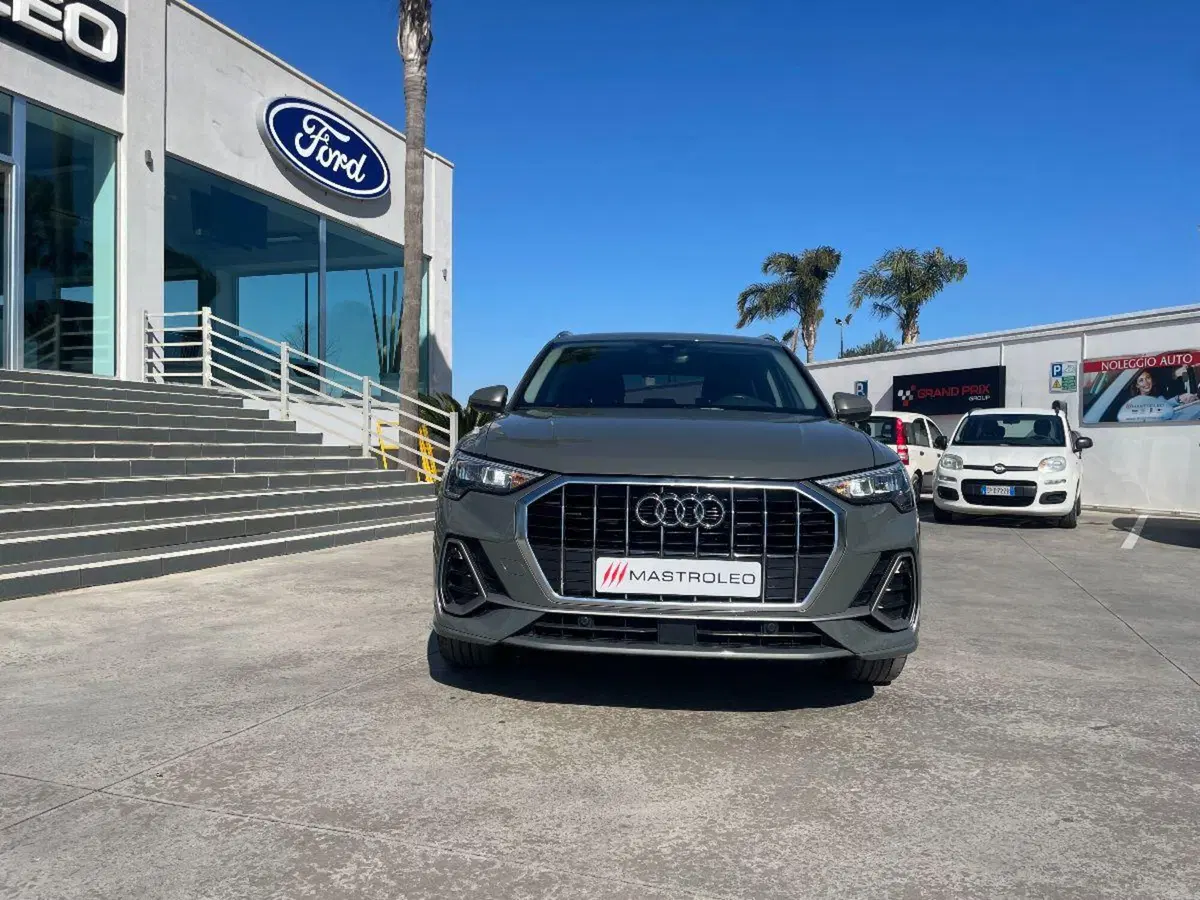 Audi Q3 Sportback usata a Lecce (8)