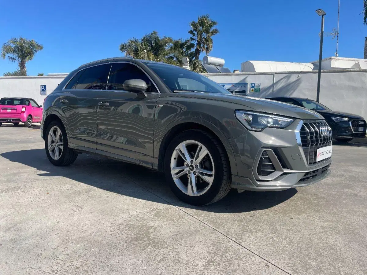 Audi Q3 Sportback usata a Lecce (10)