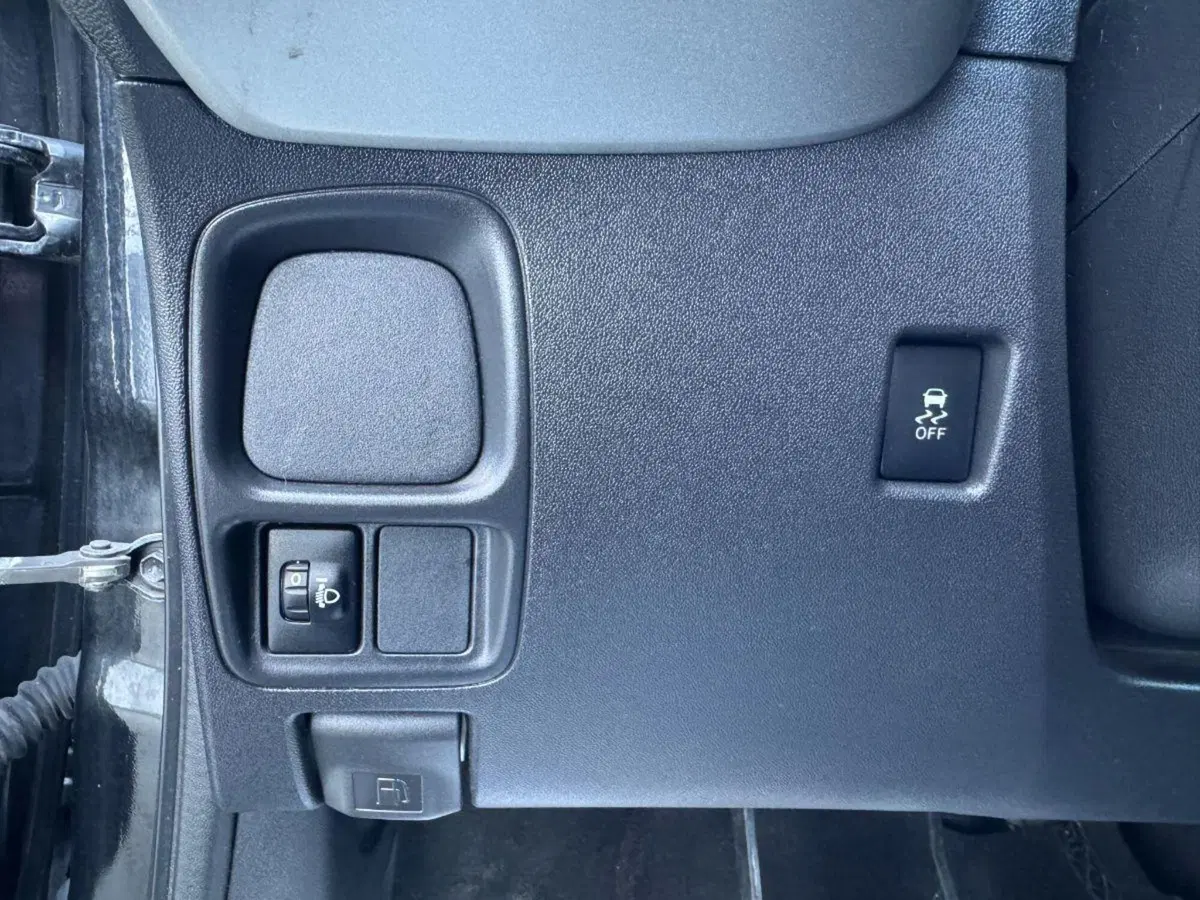 Peugeot 108 usata a Lecce (12)