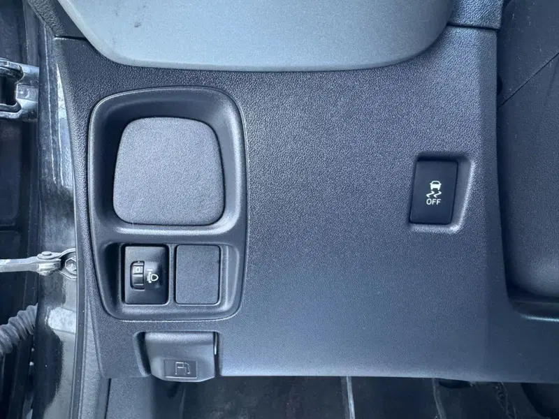 Peugeot 108 usata a Lecce (12)