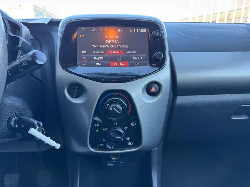 Peugeot 108 usata a Lecce (19)