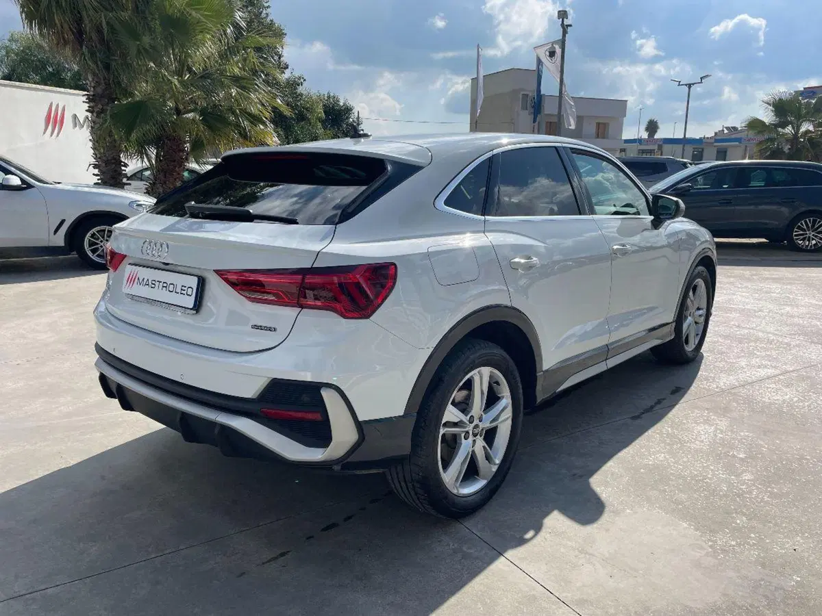 Audi Q3 Sportback usata a Lecce (12)