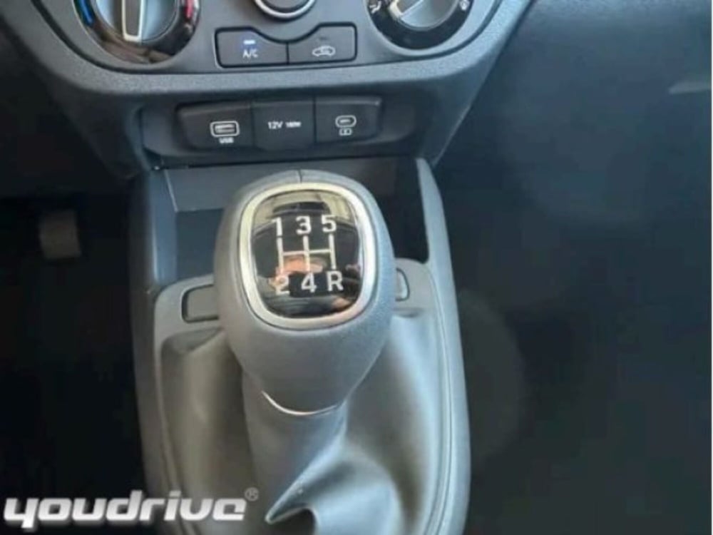 Hyundai i10 usata a Napoli (16)