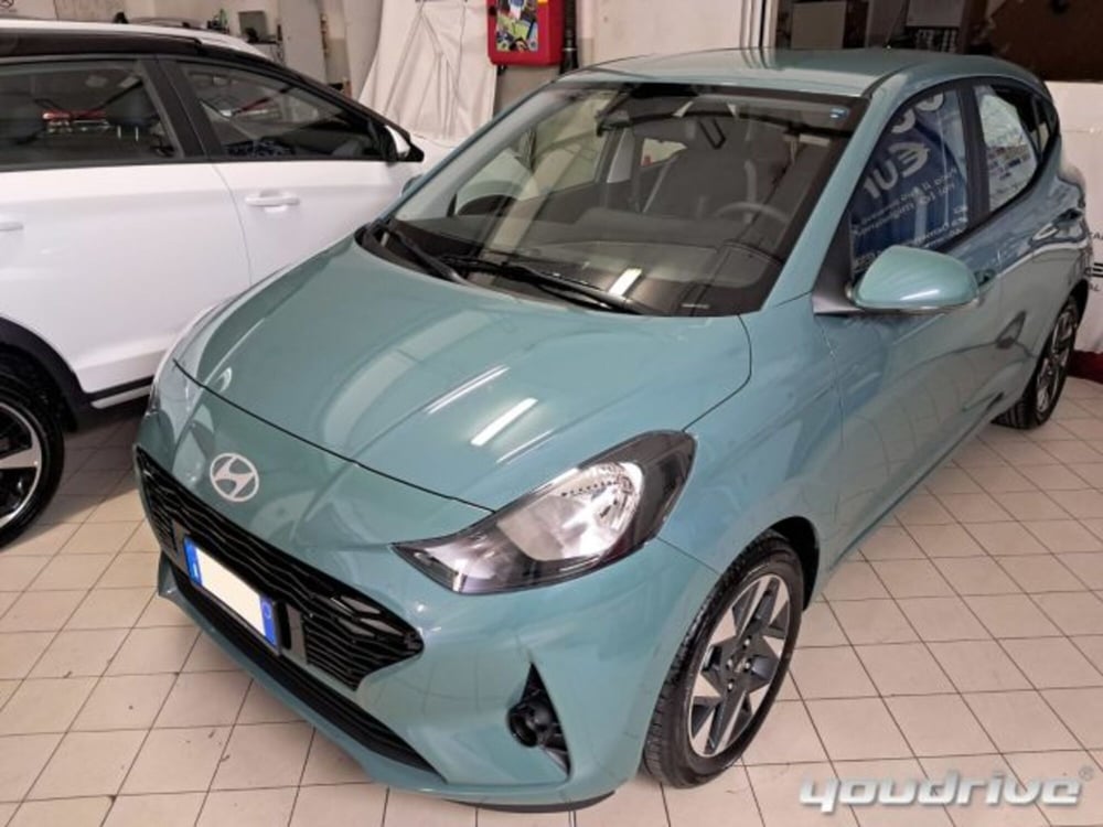 Hyundai i10 nuova a Napoli (2)