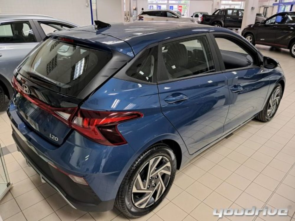 Hyundai i20 nuova a Napoli (3)