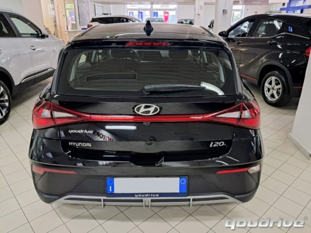 Hyundai i20 nuova a Napoli (4)