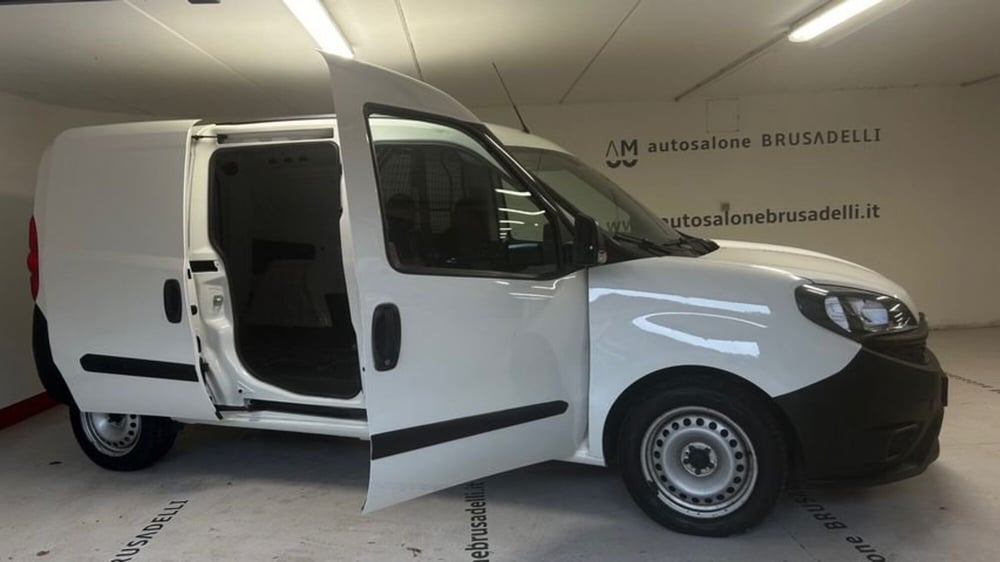 Fiat Doblò Furgone usata a Lecco (5)