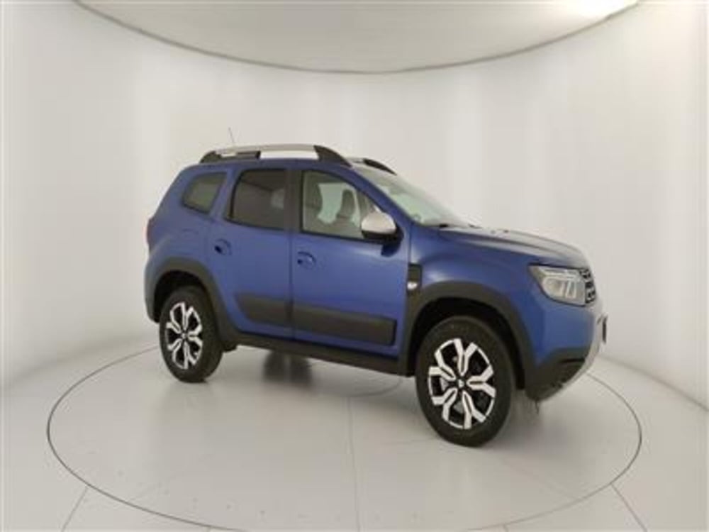 Dacia Duster usata a Bari (10)