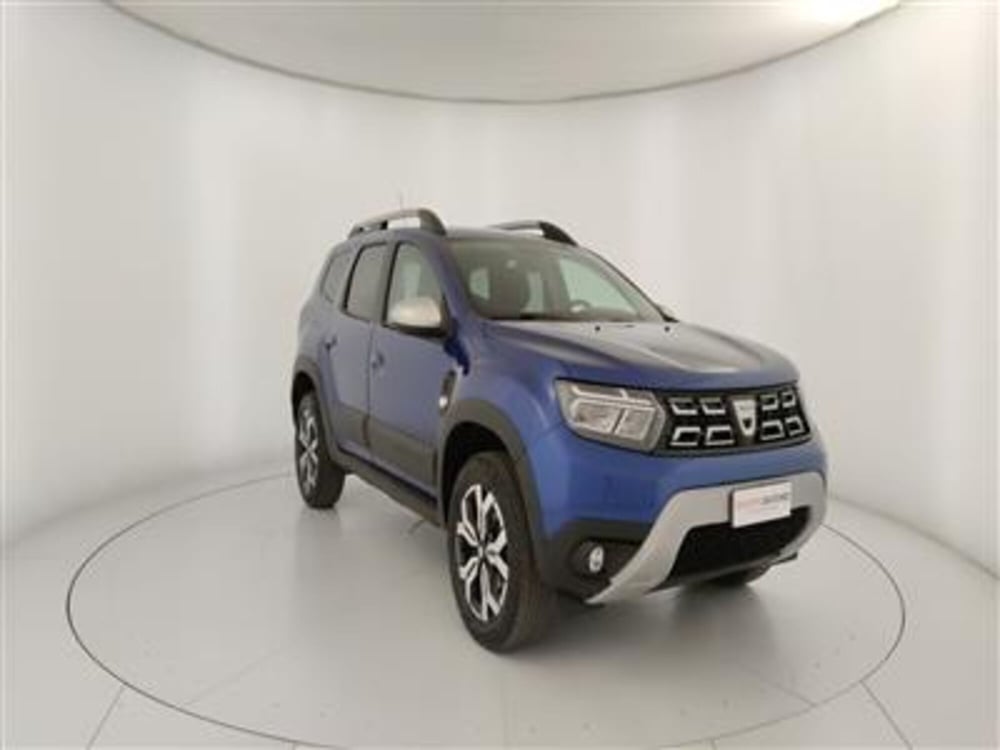 Dacia Duster usata a Bari (11)