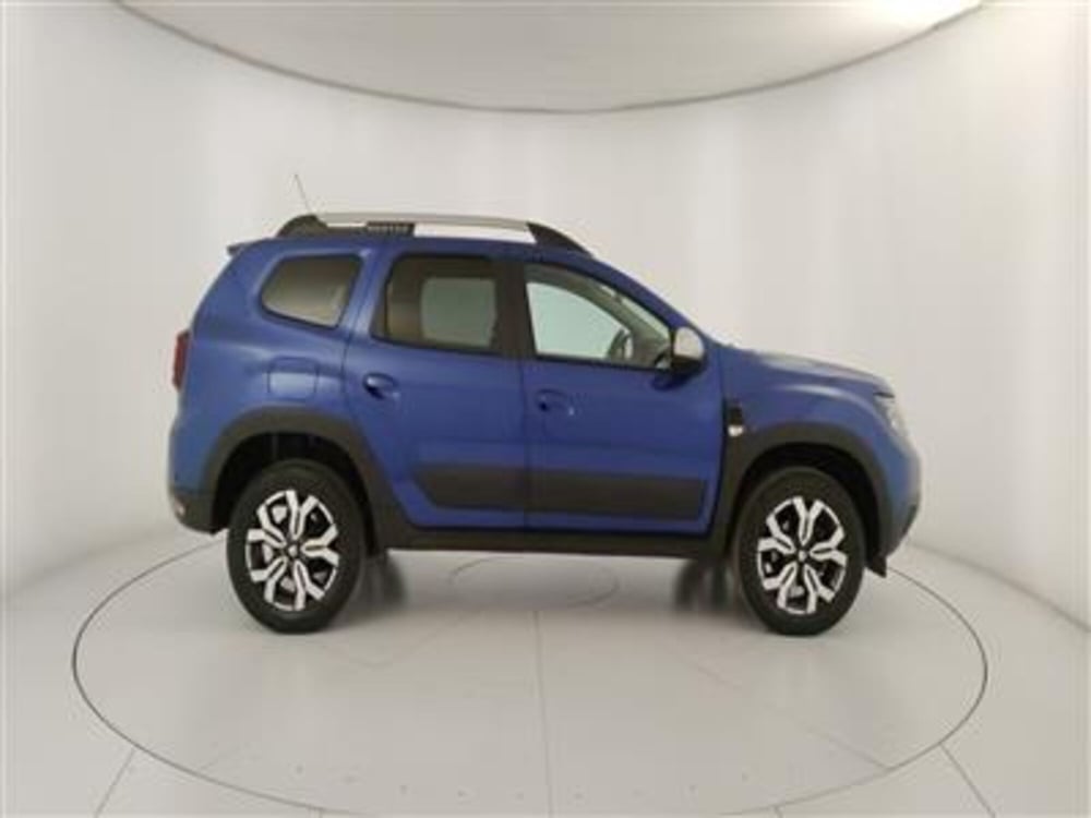 Dacia Duster usata a Bari (9)