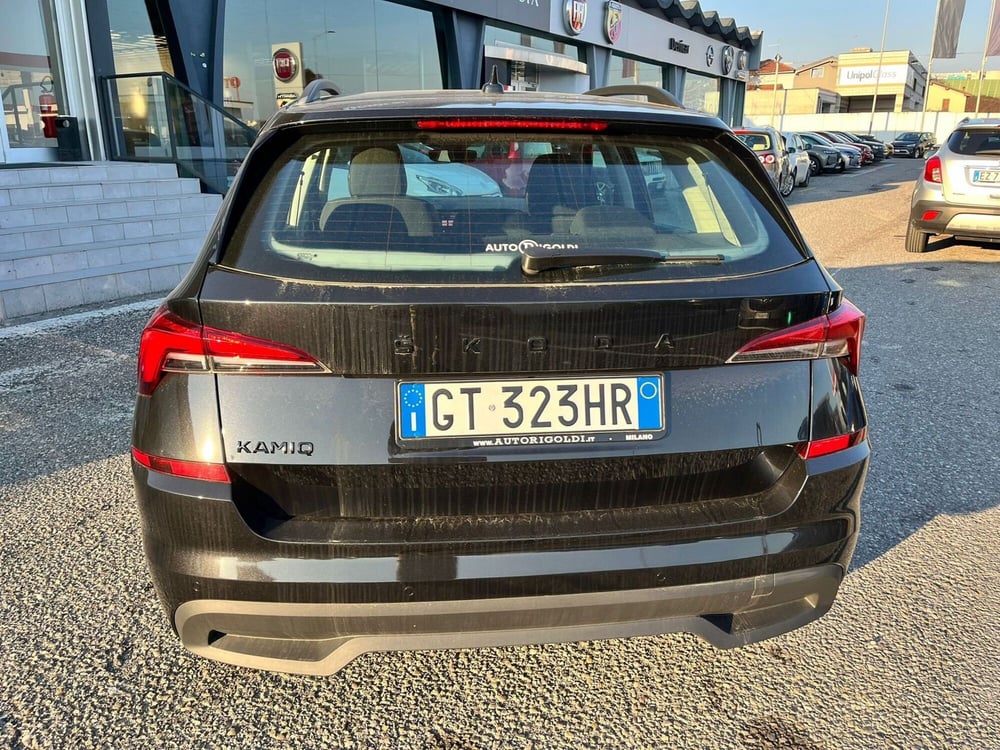 Skoda Kamiq usata a Milano (8)