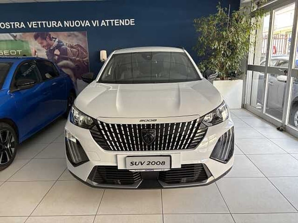 Peugeot 2008 nuova a Vibo Valentia (2)