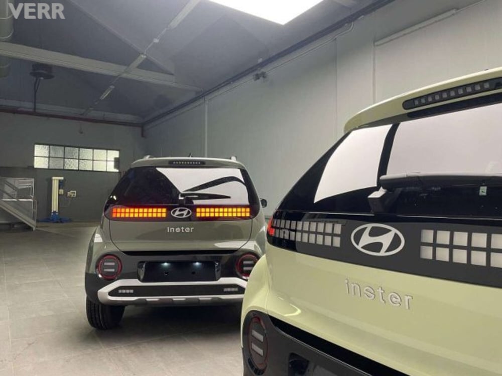 Hyundai Inster nuova a Milano (2)