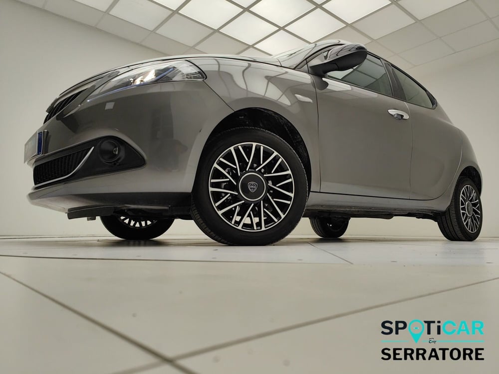 Lancia Ypsilon usata a Como (3)