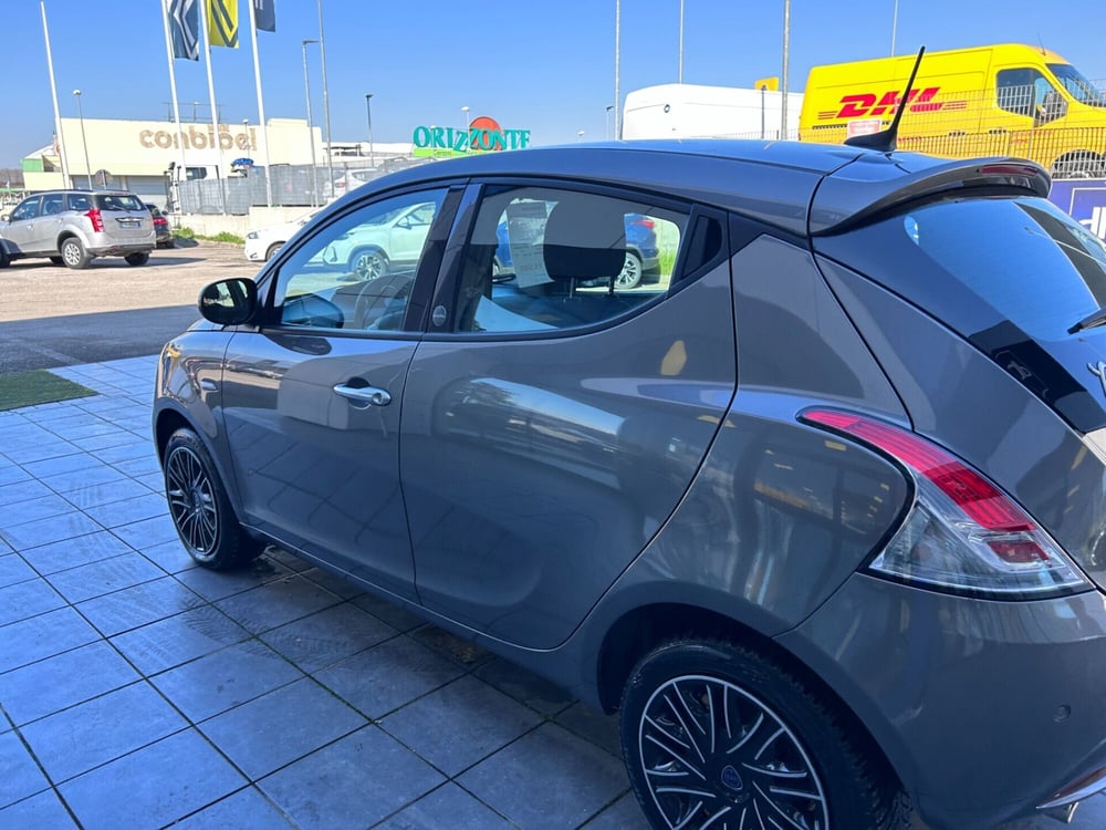 Lancia Ypsilon usata a Frosinone (4)