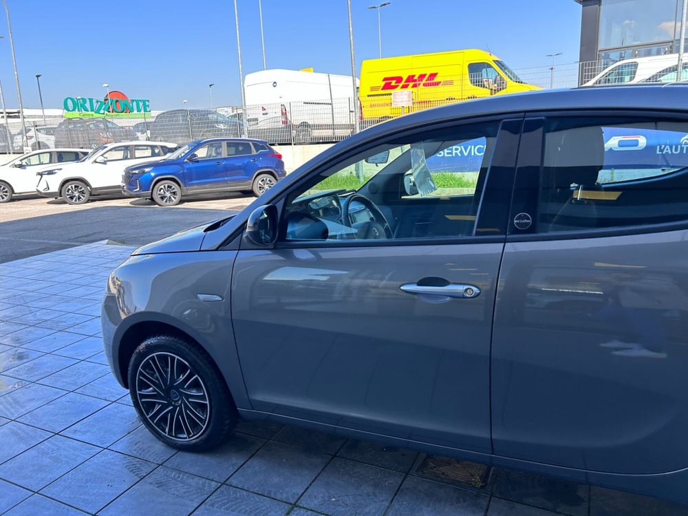 Lancia Ypsilon usata a Frosinone (5)