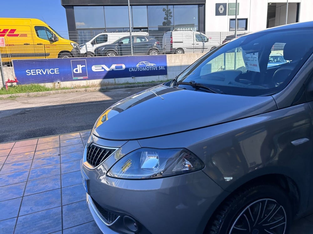 Lancia Ypsilon usata a Frosinone (8)