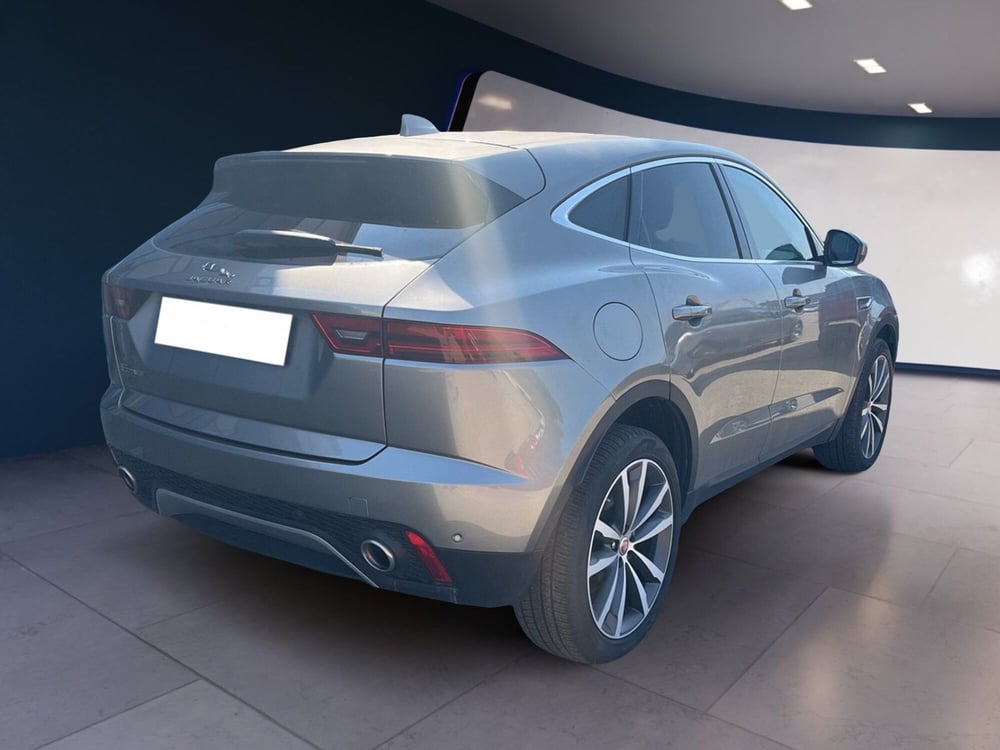 Jaguar E-Pace usata a Torino (5)