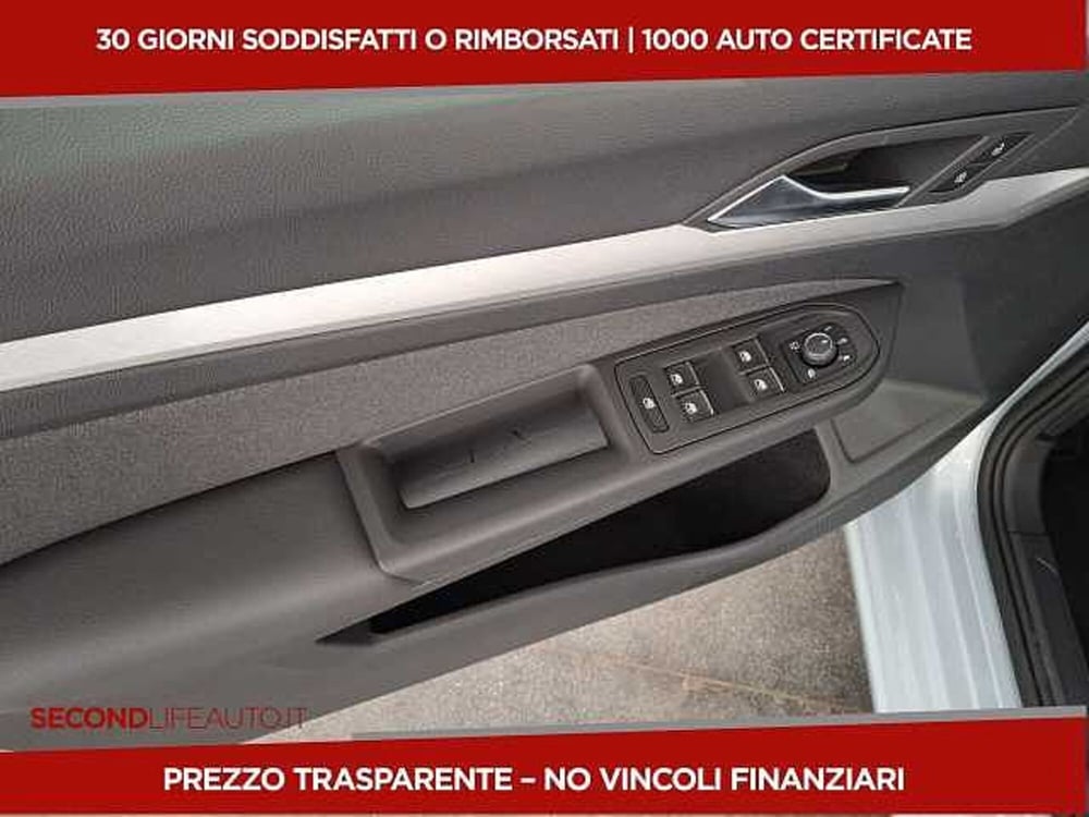 Volkswagen Golf nuova a Chieti (13)