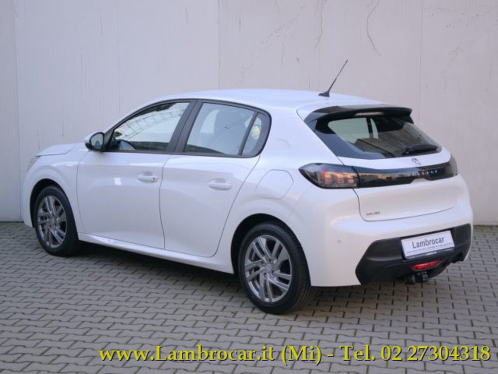 Peugeot 208 usata a Milano (15)