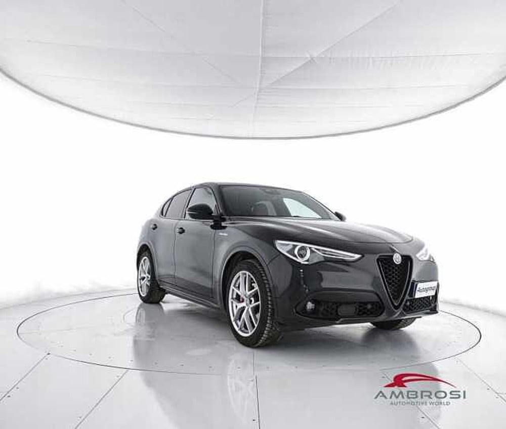 Alfa Romeo Stelvio usata a Viterbo (2)