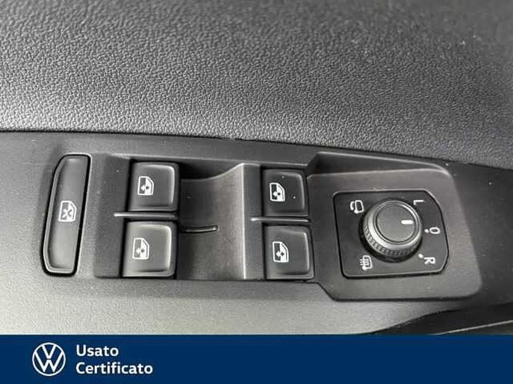 Volkswagen Taigo usata a Vicenza (11)