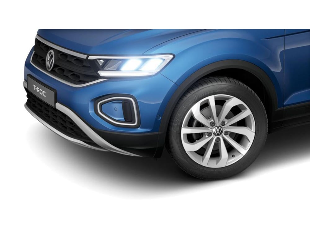 Volkswagen T-Roc nuova a Novara (8)