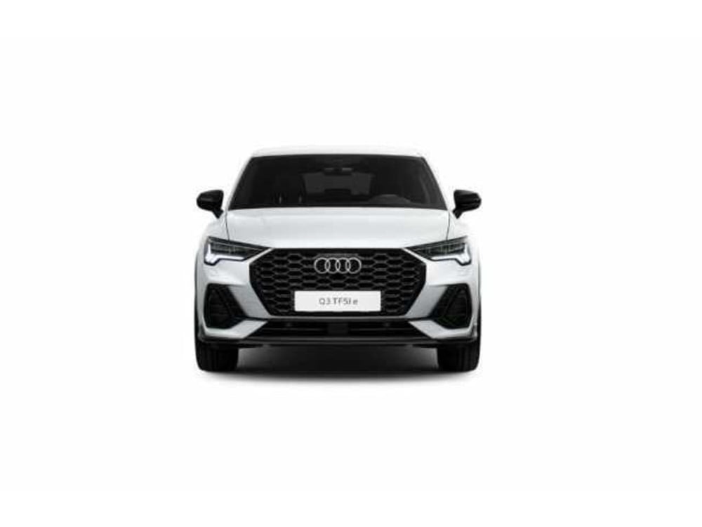 Audi Q3 Sportback nuova a Avellino (2)