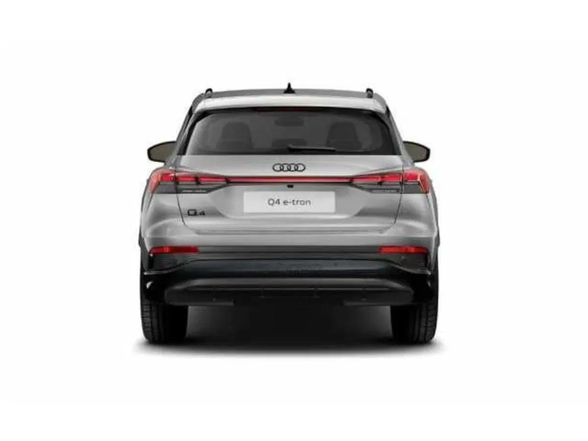 Audi Q4 usata a Avellino (5)