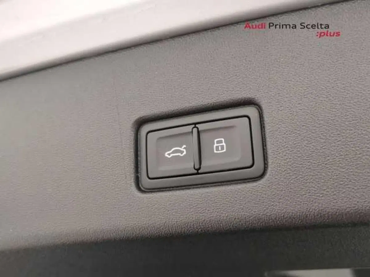 Audi Q4 usata a Avellino (10)