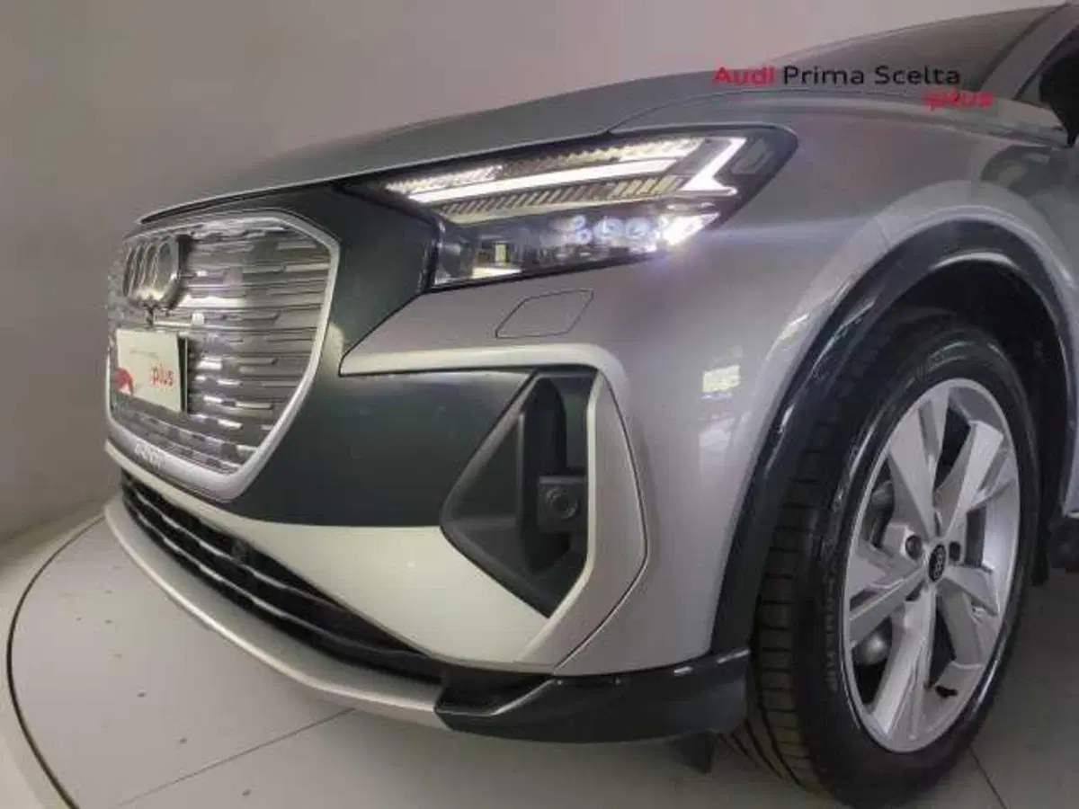 Audi Q4 usata a Avellino (13)