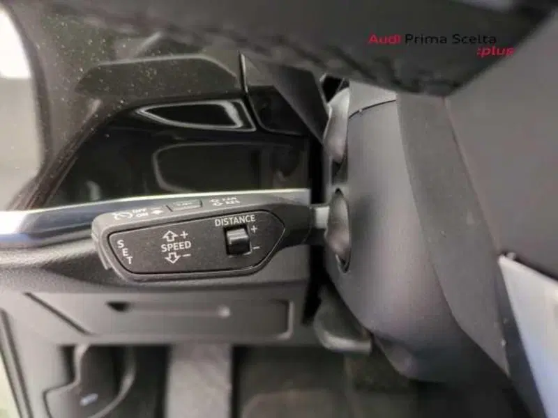 Audi Q3 Sportback nuova a Avellino (16)