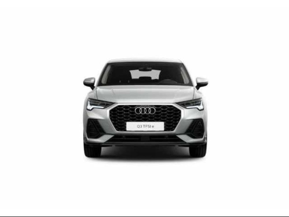 Audi Q3 Sportback nuova a Avellino (2)