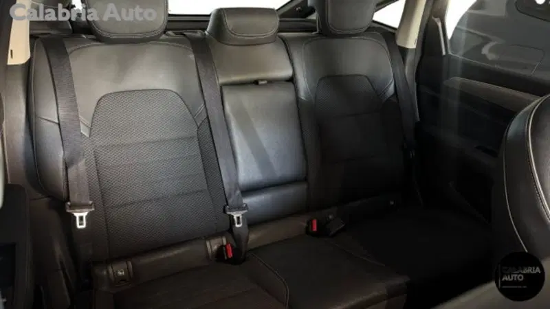 Renault Arkana usata a Reggio Calabria (11)