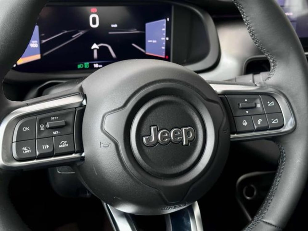 Jeep Avenger nuova a Vicenza (6)