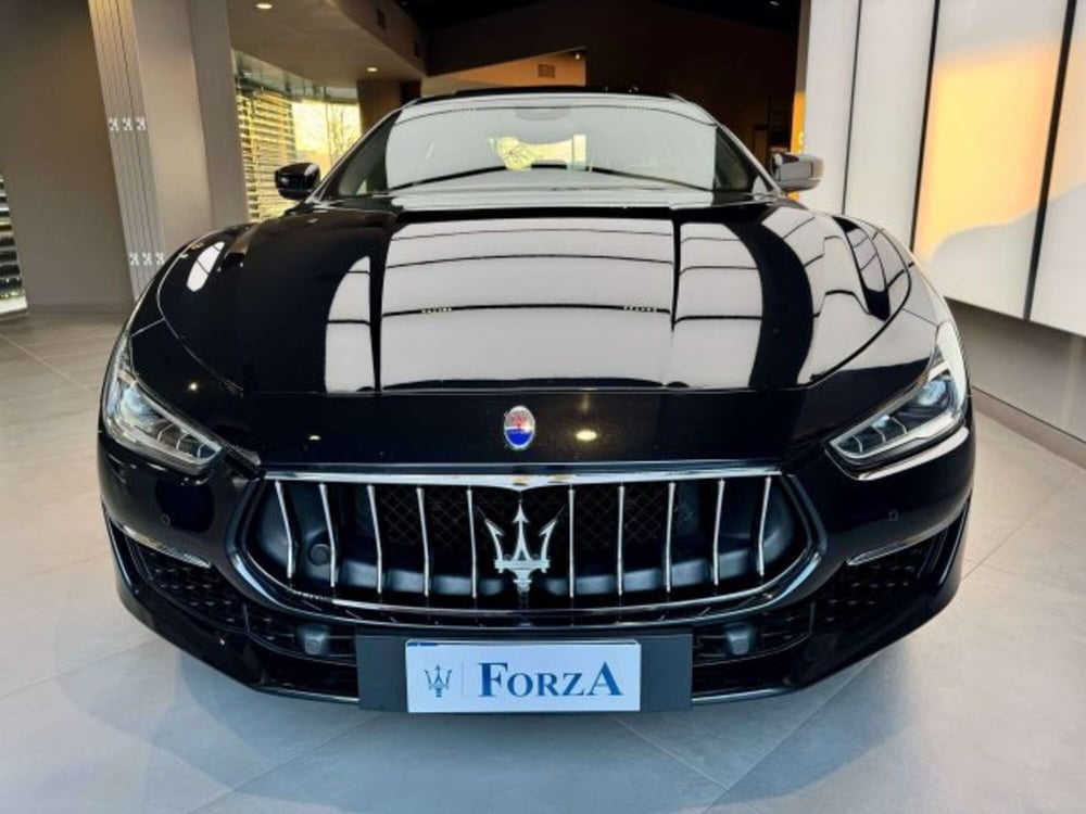 Maserati Ghibli usata a Torino (2)