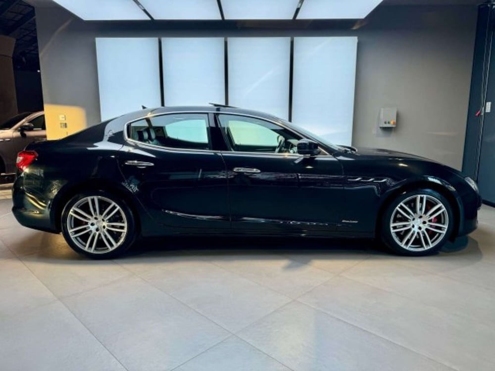 Maserati Ghibli usata a Torino (5)