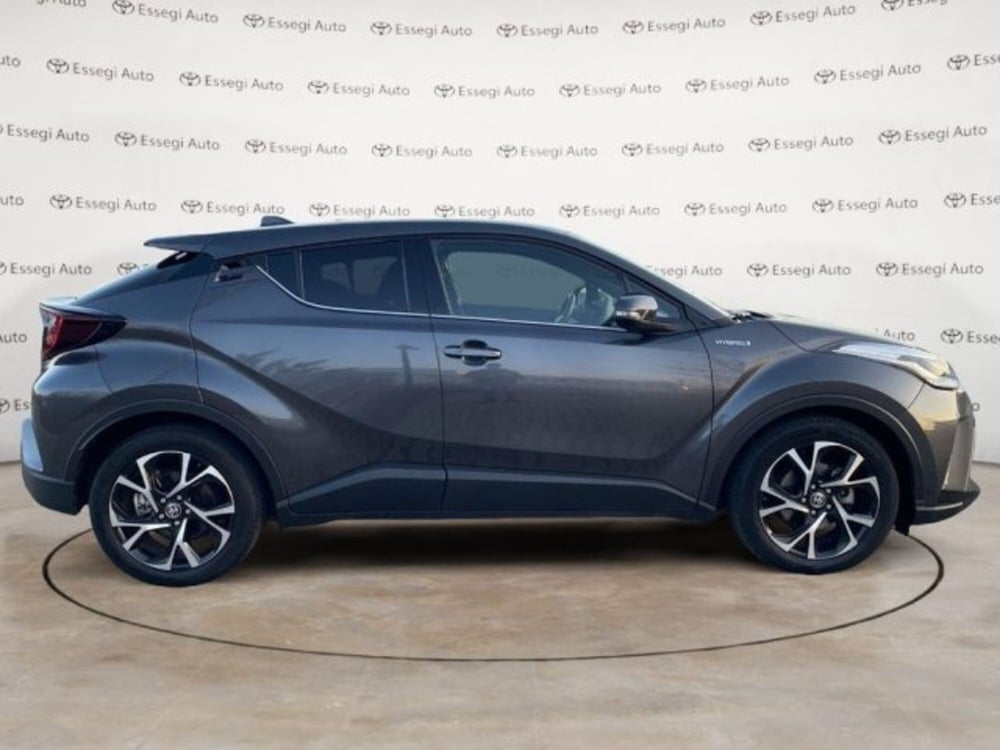 Toyota Toyota C-HR usata a Vercelli (13)