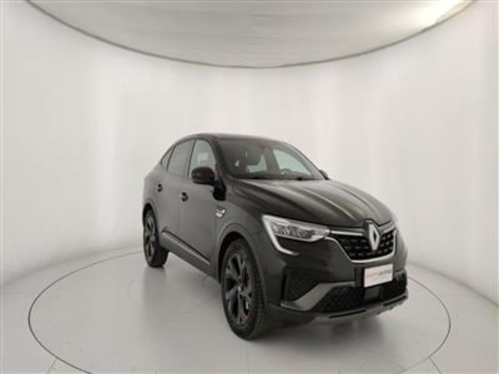 Renault Arkana usata a Bari (11)