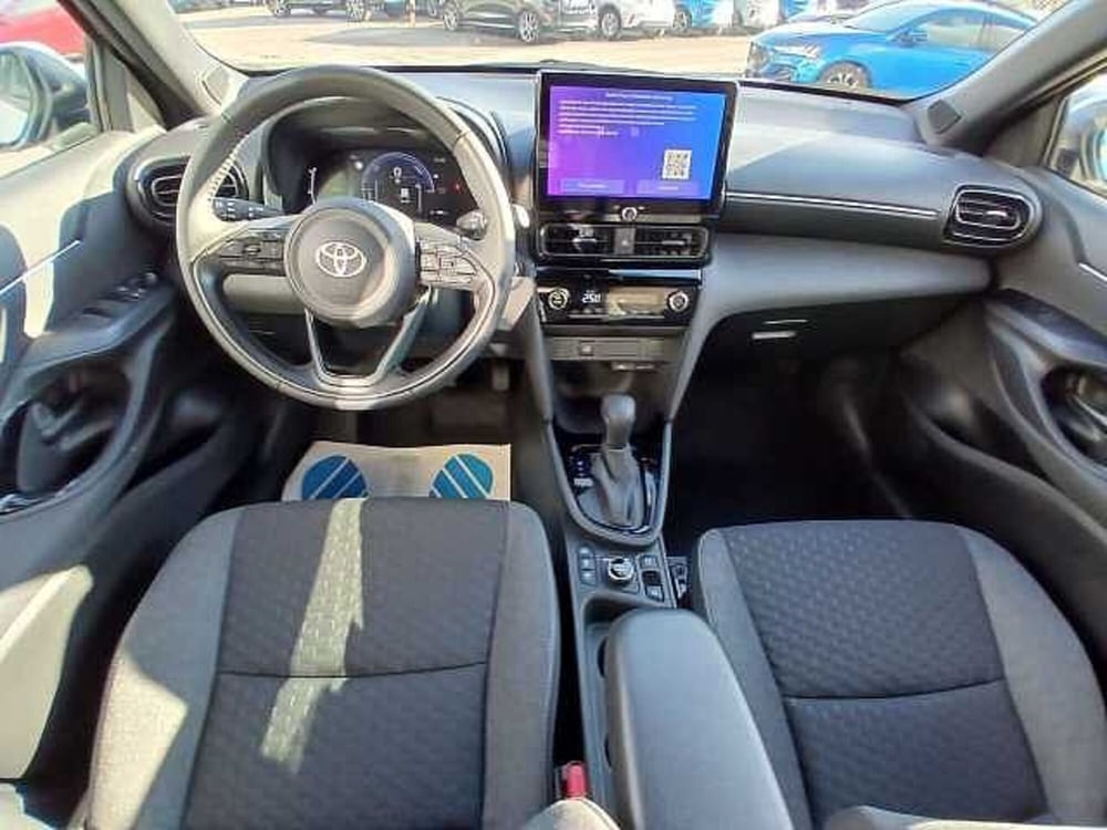 Toyota Yaris Cross nuova a Treviso (6)