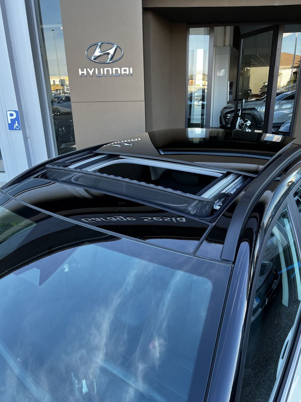 Hyundai Kona usata a Vercelli (8)