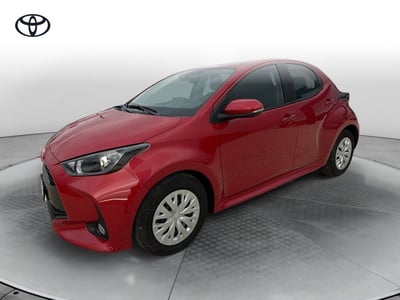 Toyota Yaris 1.0 5 porte Active  del 2023 usata a Ragusa