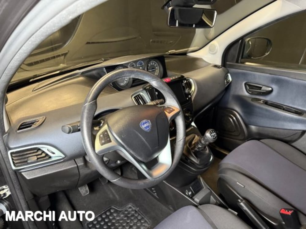 Lancia Ypsilon usata a Perugia (10)