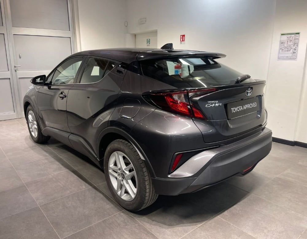 Toyota Toyota C-HR usata a Ferrara (17)