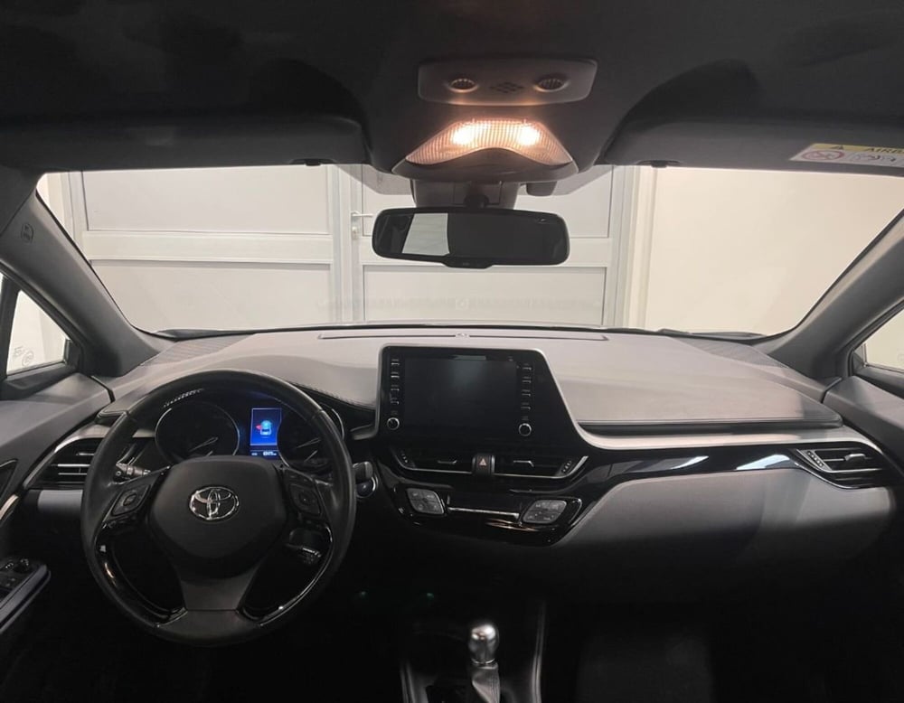 Toyota Toyota C-HR usata a Ferrara (8)