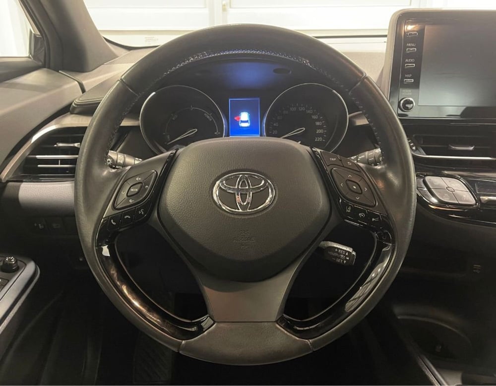 Toyota Toyota C-HR usata a Ferrara (9)